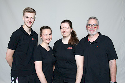 Zum Team gehören Lukas Vormbrock, Antonia Vossel, Johanna Domke und Detlef Steinberg.