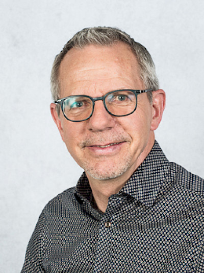 Portrait von Burkhard Schlüter
